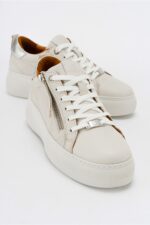 اسنیکر زنانه لاوی شووز luvishoes با کد 116-198135