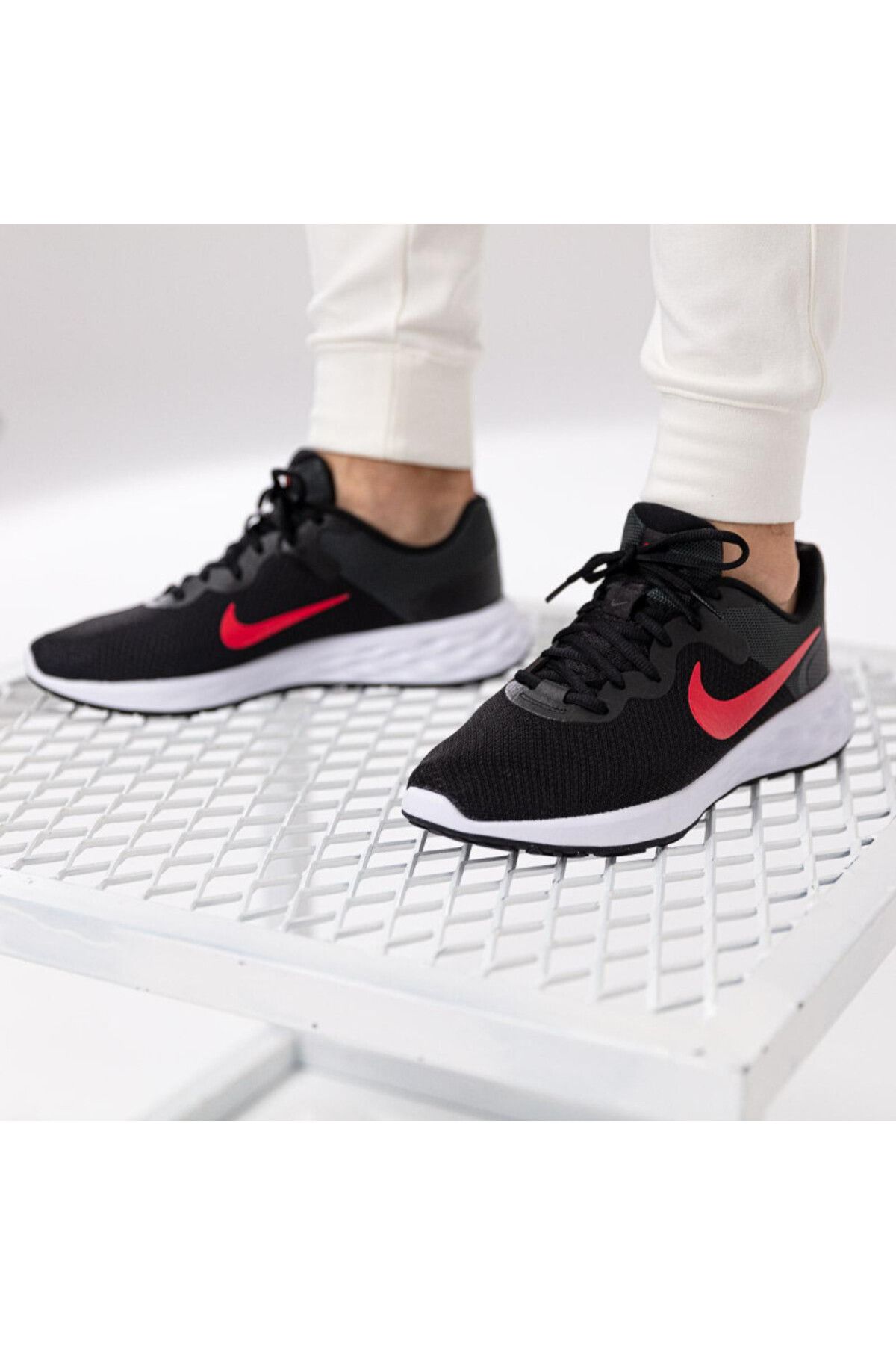 کتانی تمرین و دویدن مردانه نایک Nike با کد DC3728-005
