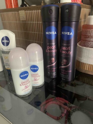 دئودورانت - رول آن نیووا اورجینال NIVEA SET.NVE.260 Women's Roll-on Deodorant Pearl&Beauty 50ml, 48 Hours Anti-perspirant Anti-Sweat Protection, X2 Pieces photo review