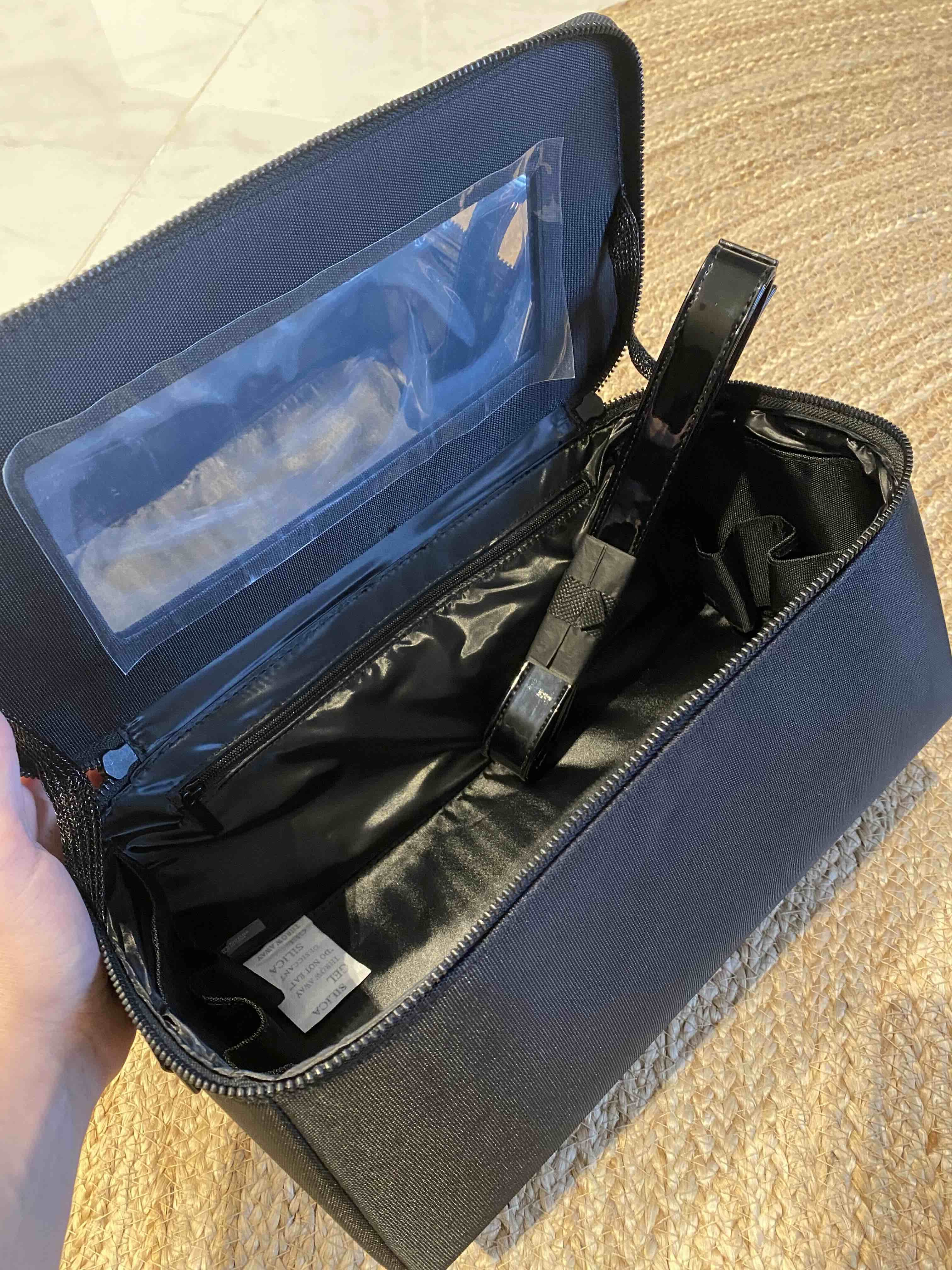 کیف لوازم آرایش ماک اورجینال Mac 17354 Carry All M·a·c photo review