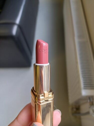 رژ لب لورآل پاریس اورجینال L'Oreal Paris CRSBR Color Riche Satin Finish Lipstick - 110 Made In Paris photo review
