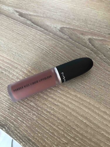 رژ لب ماک اورجینال Mac 75919 Powder Kiss Lightweight Powdered Matte Finish Lipstick - Over The Taupe 5 ml photo review