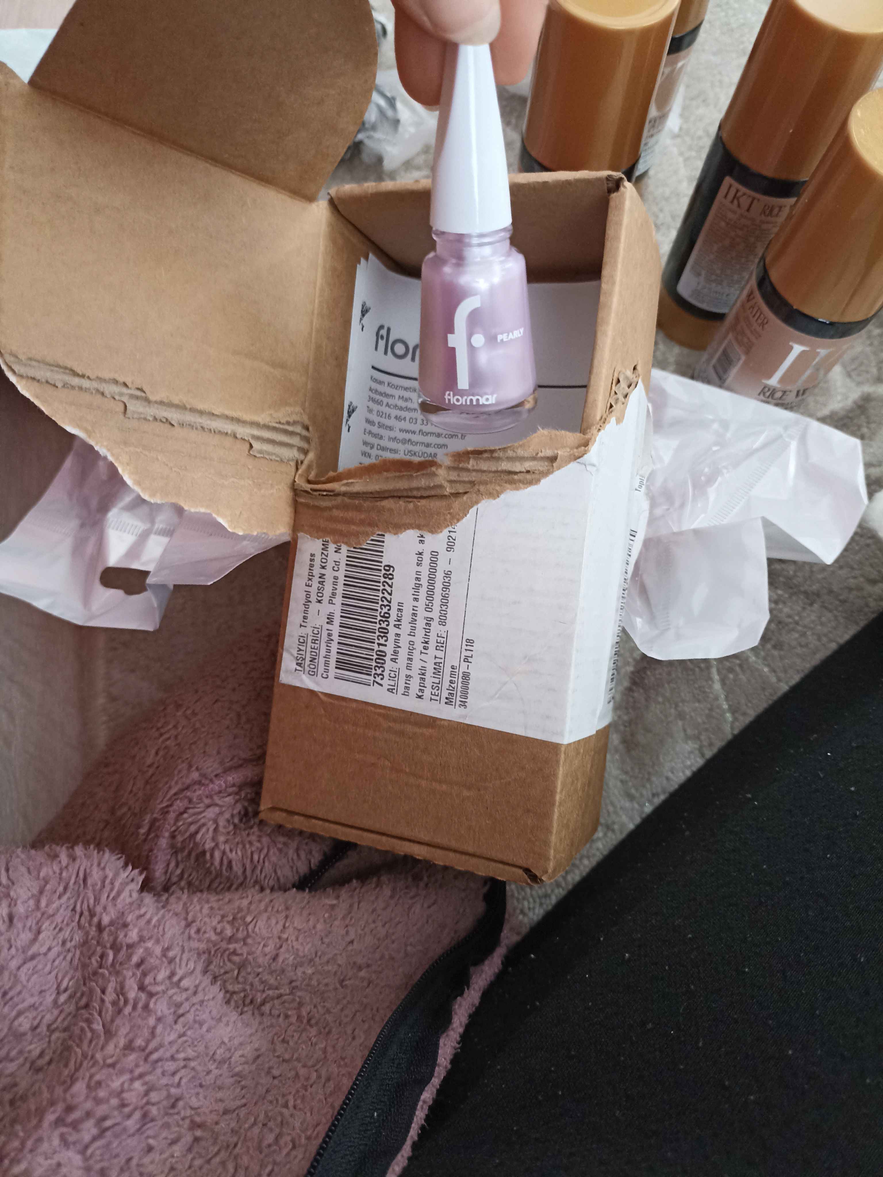 لاک ناخن فلورمار اورجینال Flormar 8682536035415 Pearlescent Shiny Nail Polish (LILA) - Pearly Nail Enamel - Pl118 Lilac Dreams - 8682536035415 photo review