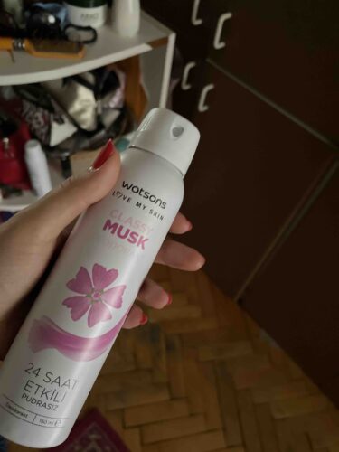 دئودورانت - رول آن واتسون اورجینال Watsons 23999007551643 Classy Musk 24 Hour Effective Powder-Free Deodorant Spray 150 ml photo review