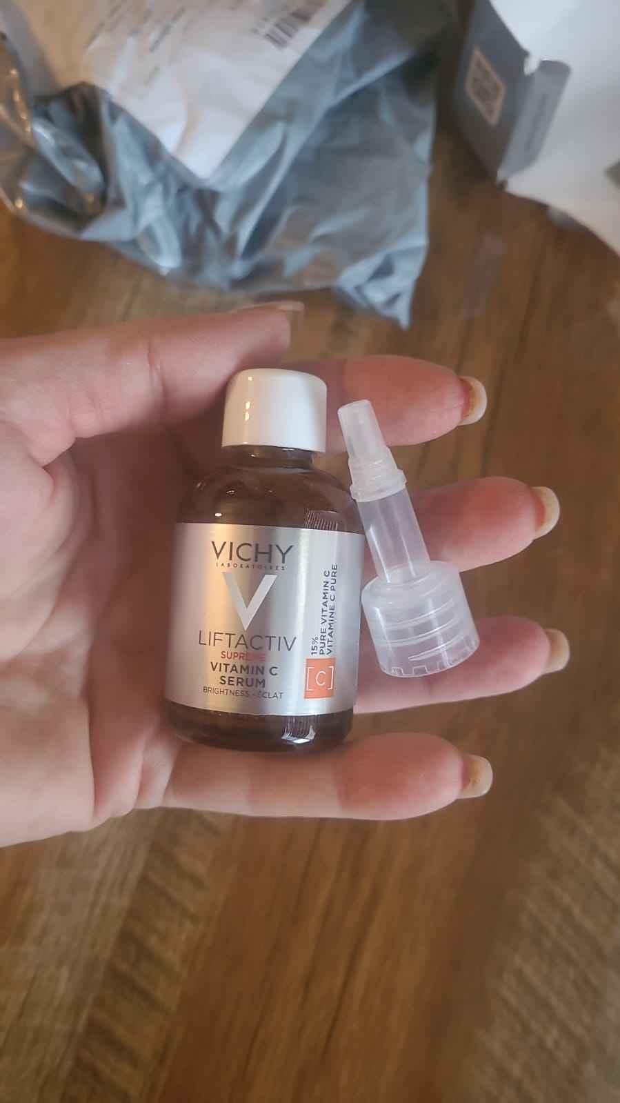 سرم پوست ویشی اورجینال Vichy 3337875796583 Liftactiv 16% Pure Vitamin C Antioxidant Serum 20 ml - For All Skin Types photo review