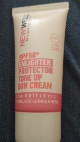 ضد آفتاب صورت خوب جدید اورجینال New Well T10001 3 Pieces Tone Equalizing High Protection Effective SPF50 Brightening Pink Face Sun Cream 50 ml photo review