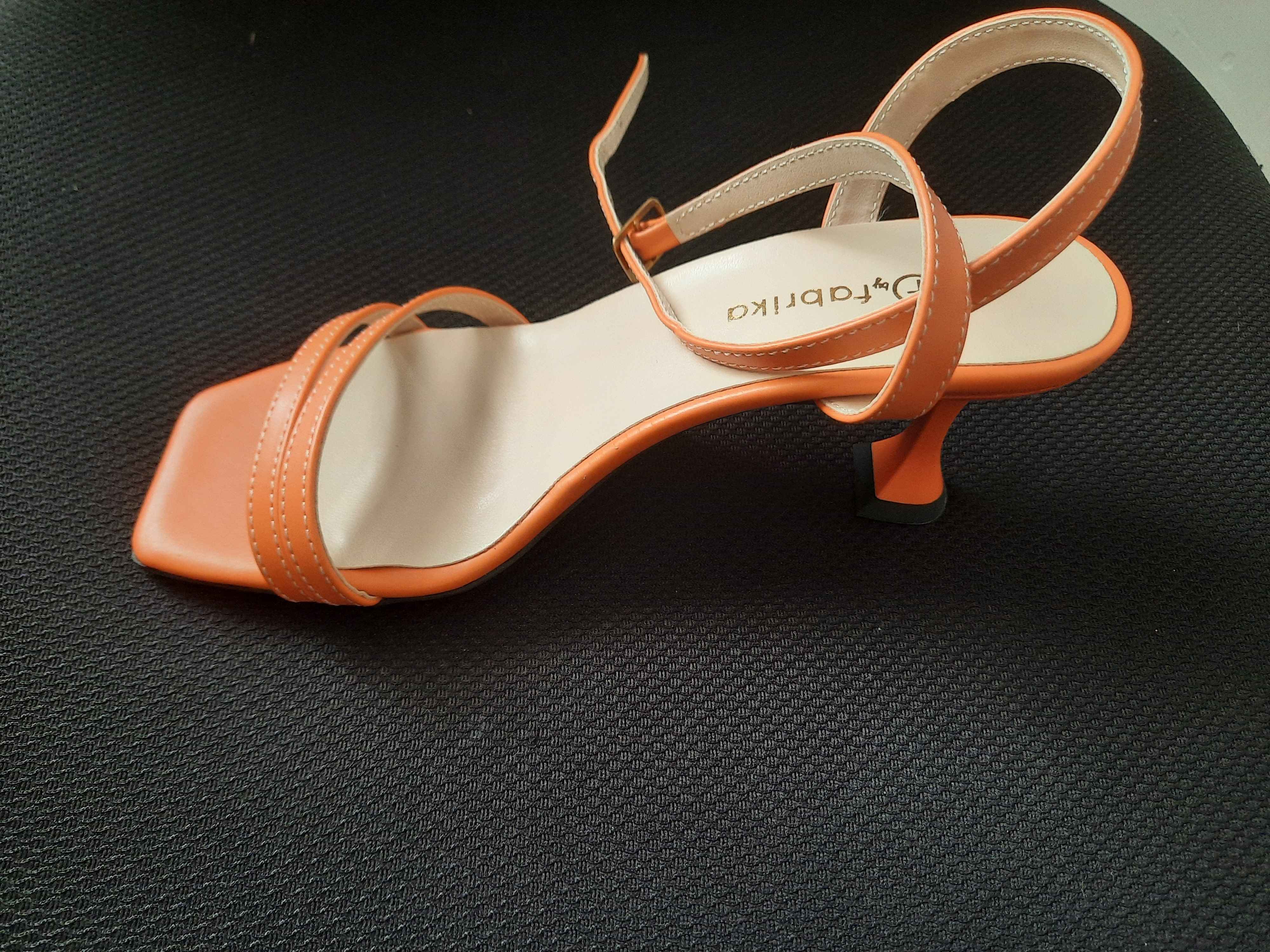 صندل فابریکا اورجینال F By Fabrika 5002976647 Orange Women's Heeled Sandals Coralino photo review