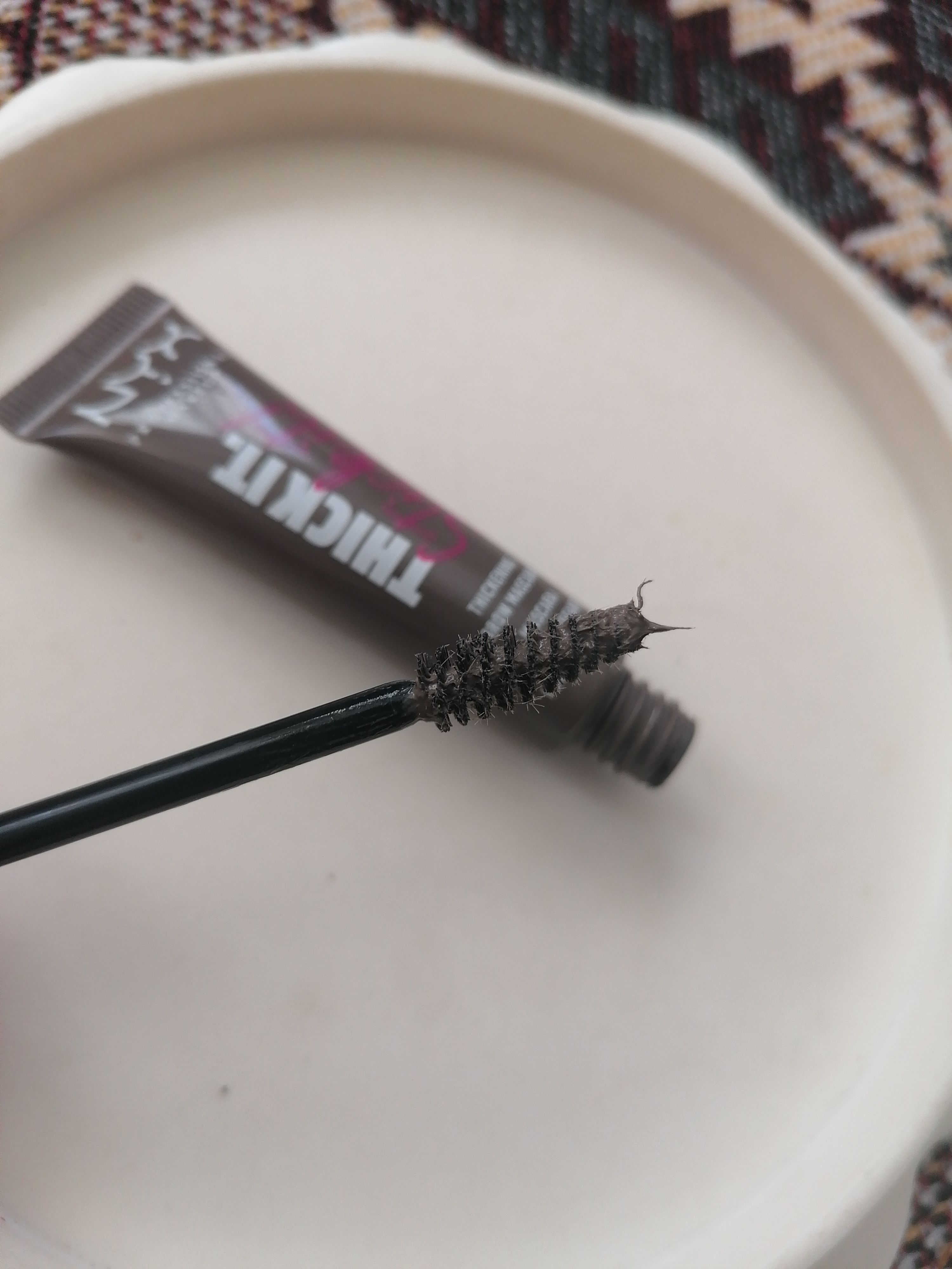 ریمل ابرو پروفشنال میکاپ اورجینال NYX Professional Makeup THCKSTCK Thick It. Stick It! Eyebrow Mascara Cool Ash Brown photo review