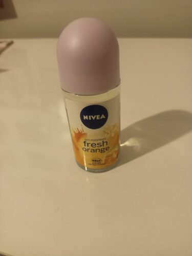 دئودورانت - رول آن نیووا اورجینال NIVEA SET.NVE.461 Women's Roll-on Deodorant Fresh Orange 50ml, 48 Hours Anti-perspirant Protection, Orange Scent, X3 Pieces photo review