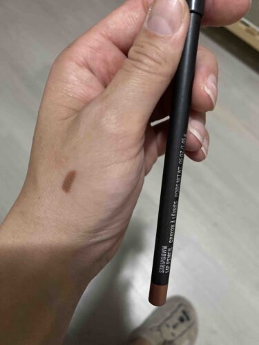 مداد لب ماک اورجینال Mac 340 Creamy Permanent Lip Pencil - Lip Pencil Stripdown 1.45 G photo review