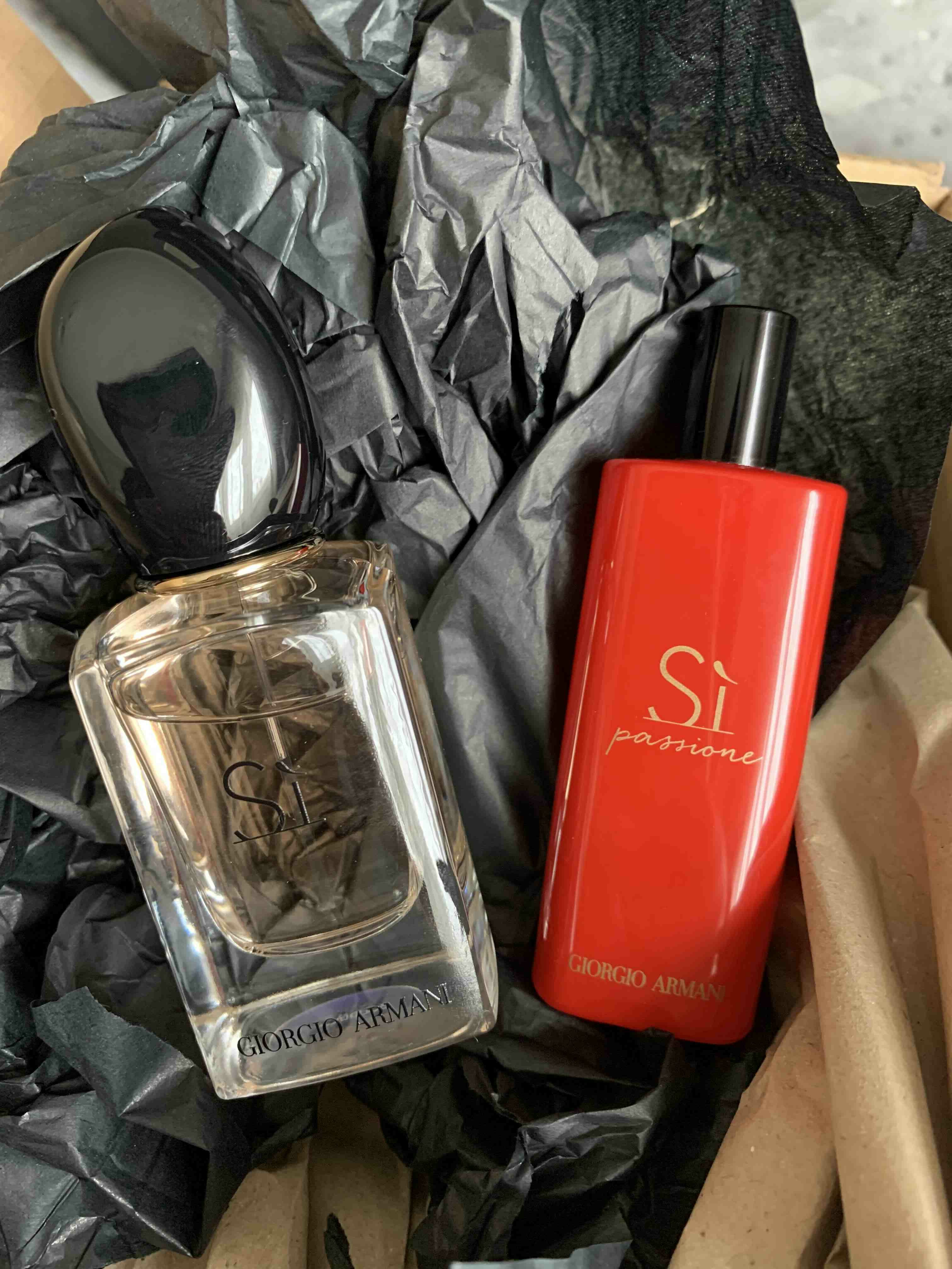 عطر جورجی آرمانی اورجینال Giorgio Armani 3605521816511 Si Edp 30 ml Women's Perfume 3605521816511 photo review