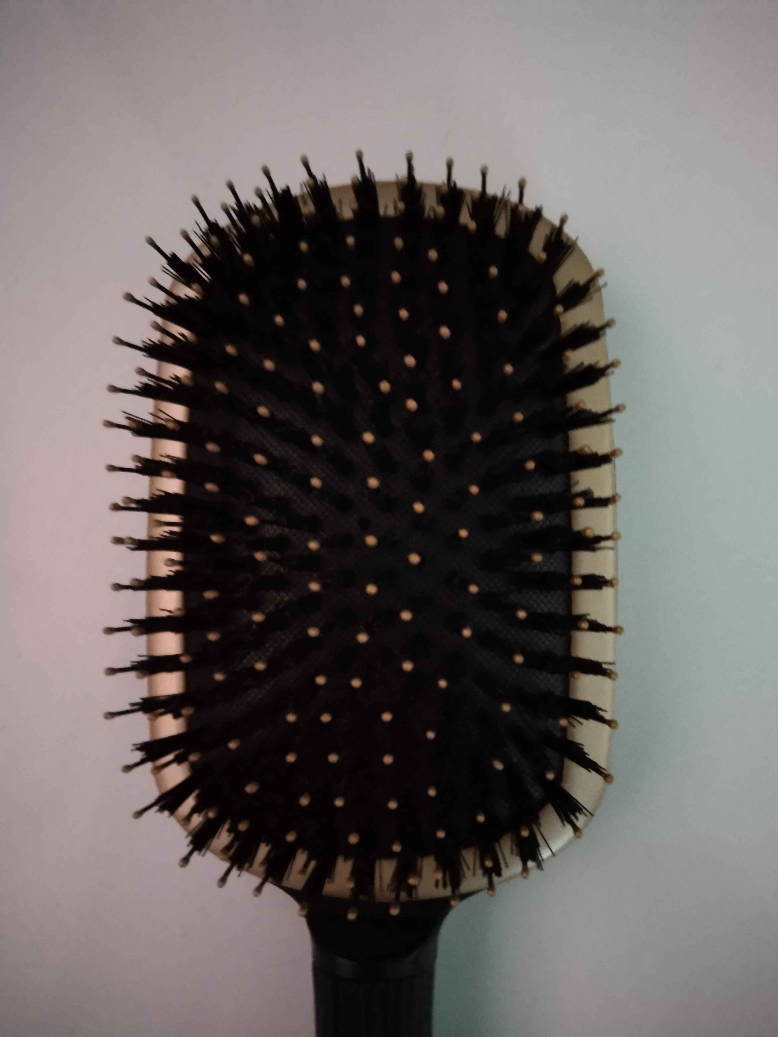 برس و شانه مو آوون اورجینال Avon DIGER0249 Advance Techniques Large Hair Brush photo review