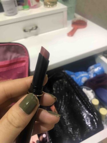 رژ لب آوون اورجینال Avon 1192040 Ultra Beauty Lipstick Stylo Totally Twing photo review