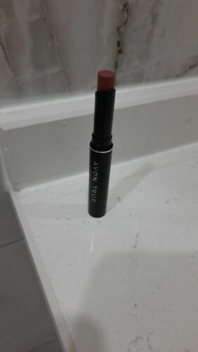 رژ لب آوون اورجینال Avon 1192040 Ultra Beauty Lipstick Stylo Totally Twing photo review