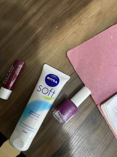 کرم دست نیووا اورجینال NIVEA SET.NVE.891 Soft Hand Cream 75ml, Lip Care Moisturizer Blackberry 4,8gr photo review
