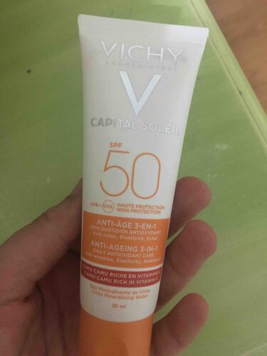 ضد آفتاب صورت ویشی اورجینال Vichy 3337875585231 Ideal Soleil Spf50 Anti Aging Care Cream 50 ml photo review