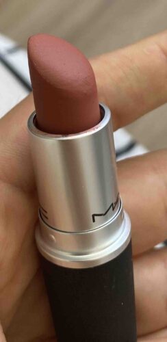 رژ لب ماک اورجینال Mac 60284 Powder Kiss Lipstick - Matte Finish Moisturizing Effect Lipstick - Mull It Over 3g photo review