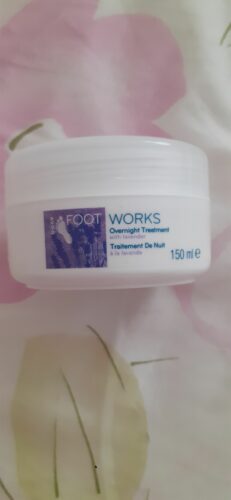 کرم پا آوون اورجینال Avon KREM3325-2 Lavender Extract Night Foot Cream 150 Ml. Set of two photo review
