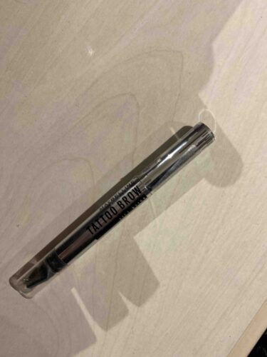 مداد ابرو و سایه ابرو میبلین نیویورک اورجینال Maybelline New York MYBTBLKLM Eyebrow Pencil Tattoo Brow Lift Stick 04 Deep Brown photo review