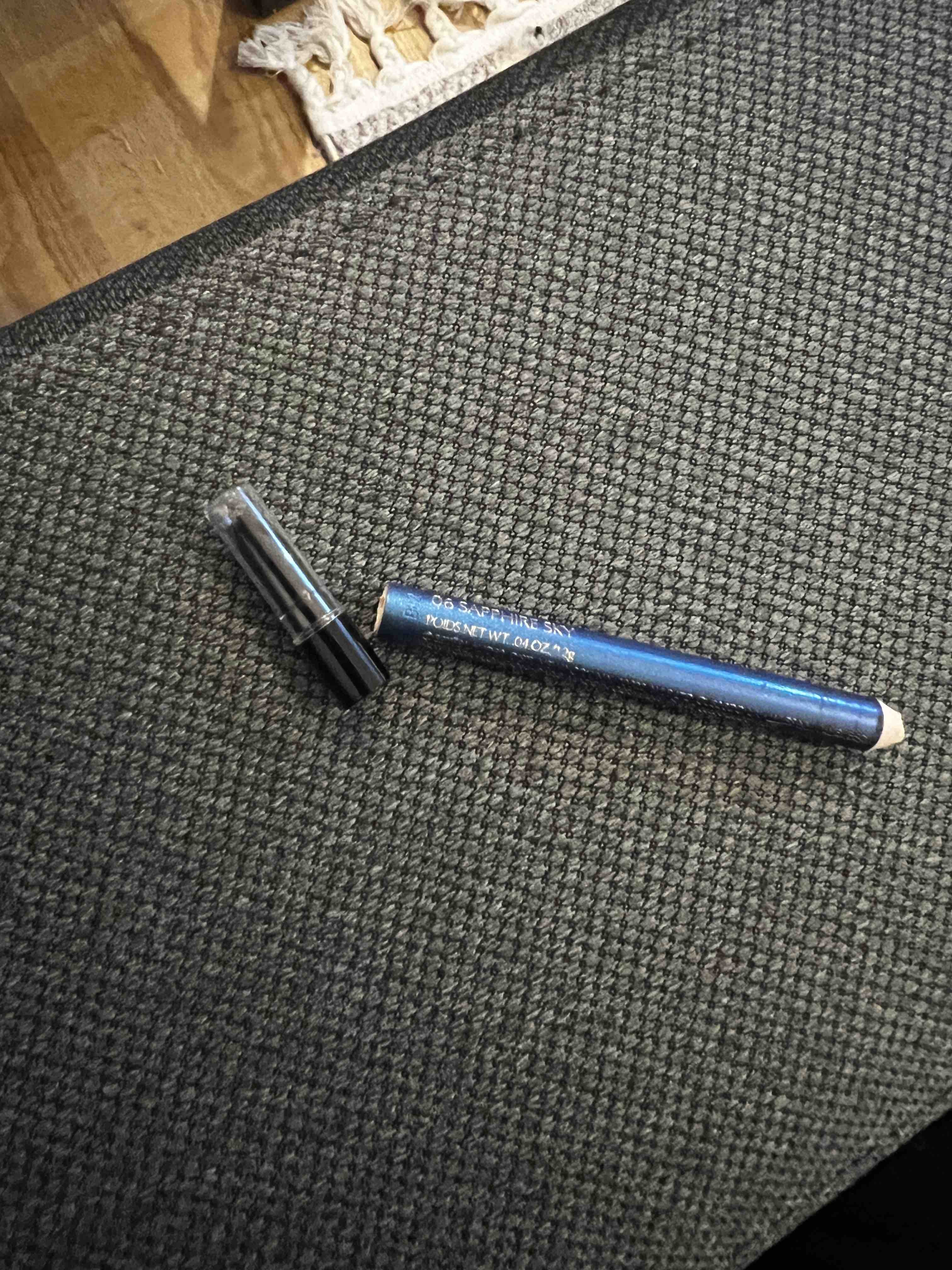 خط چشم استی لادر اورجینال Estee Lauder 97250 Eye Pencil - Double Wear 24 Hours Lasting Waterproof Waterproof Gel Eye Pencil -06 Sapphire Sky photo review