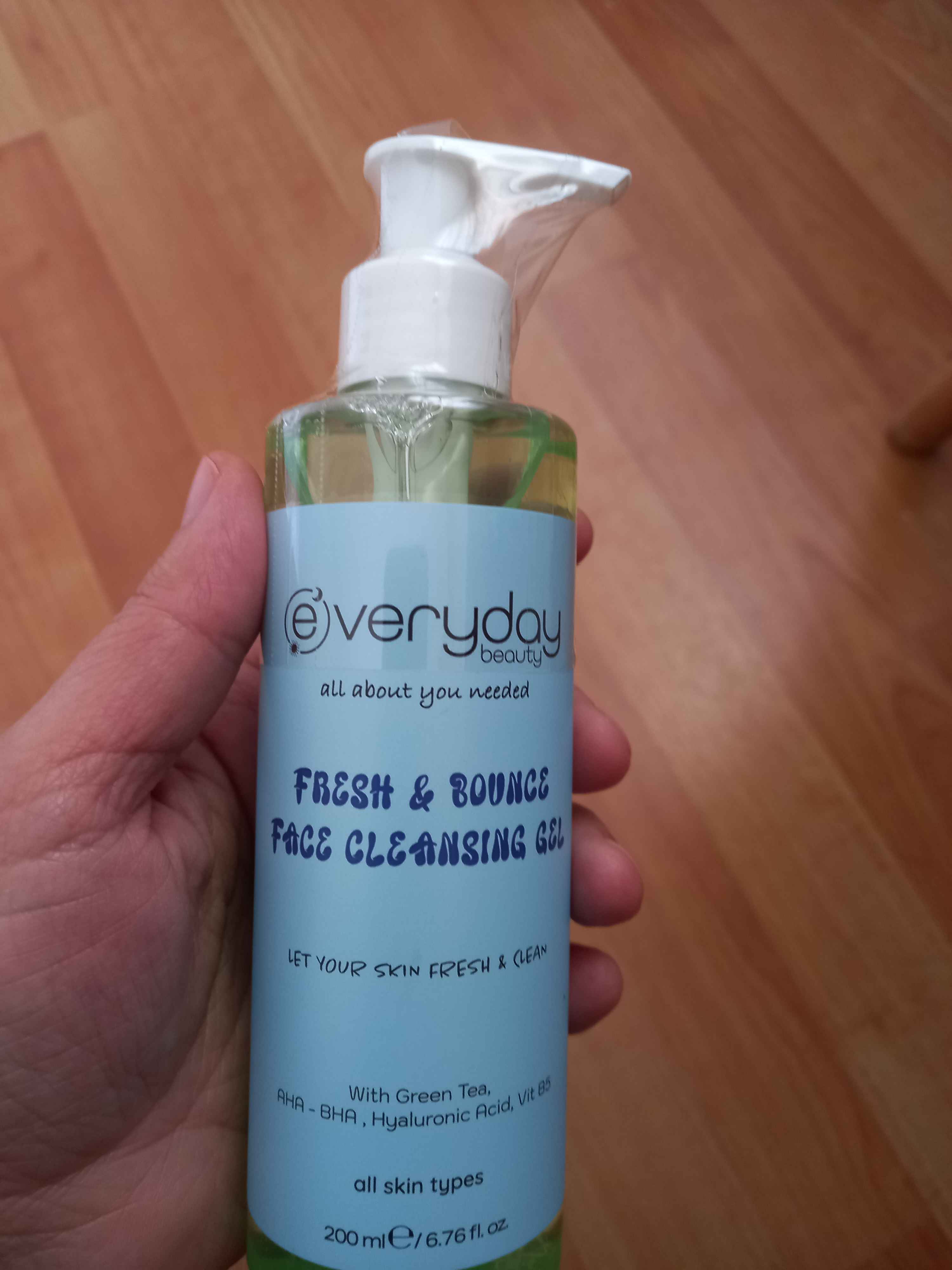 پاک کننده صورت زیبایی روزمره اورجینال Everyday Beauty EDB0010 Everyday Beauty Fresh Bounce Gel 200 Ml- photo review