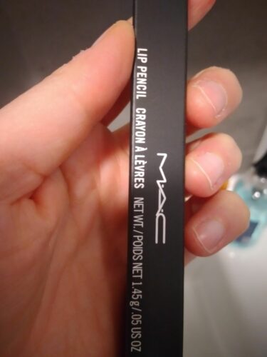 مداد لب ماک اورجینال Mac 340 Creamy Permanent Lip Pencil - Lip Pencil Stripdown 1.45 G photo review