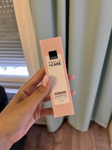 فاندیشن آوون اورجینال Avon  1234309 MAKE UP + CARE 3 in 1 Serum Foundation photo review