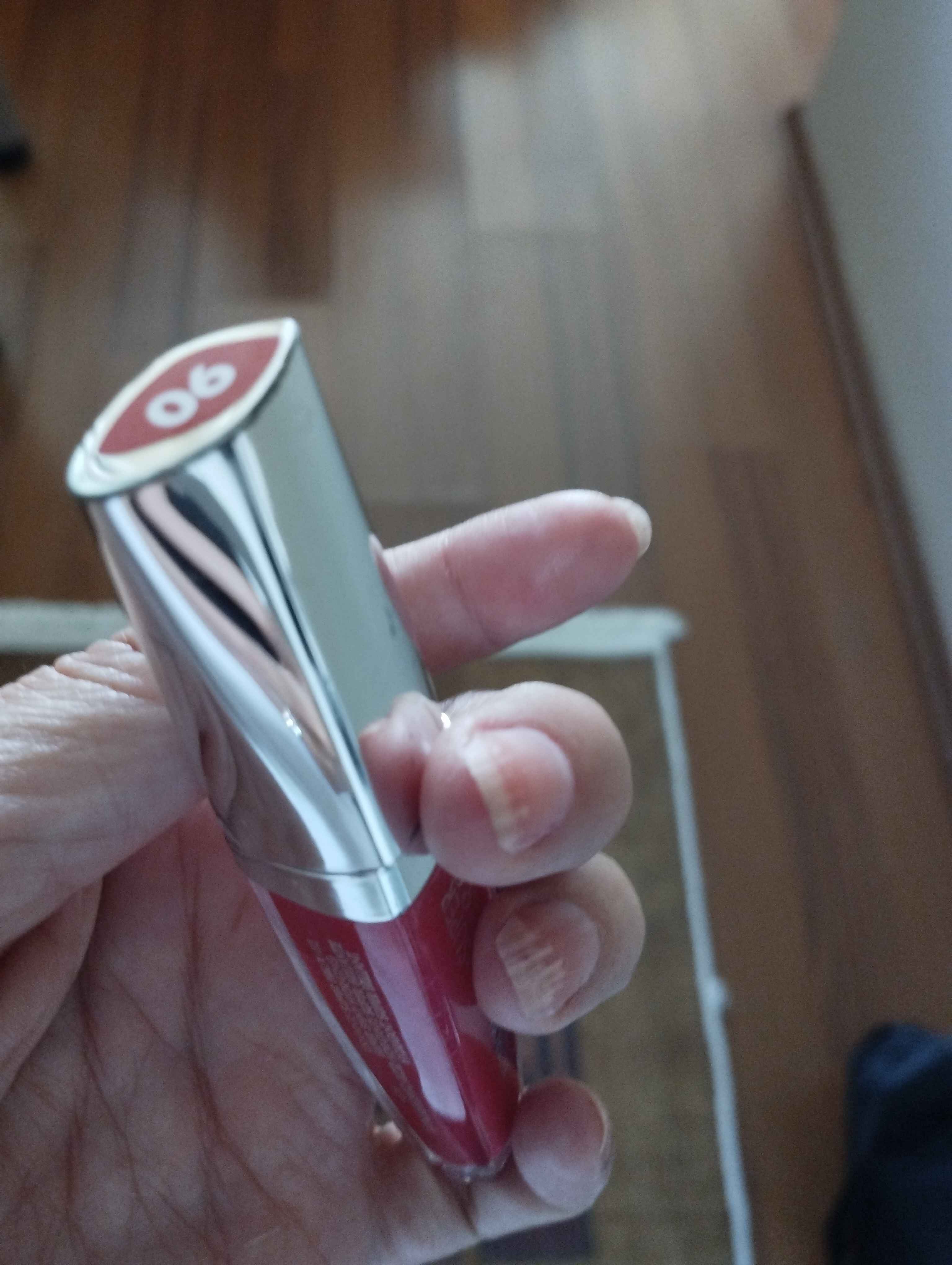براق کننده لب دبورا اورجینال Deborah 8009518324631 Milano Red No: 06 Super Gloss photo review