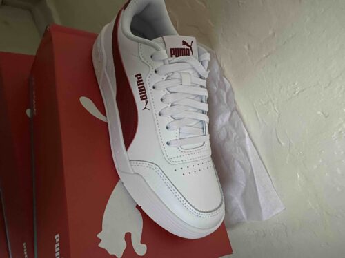 اسنیکر پوما اورجینال Puma 36986318 Unisex White Caracal Sneaker photo review