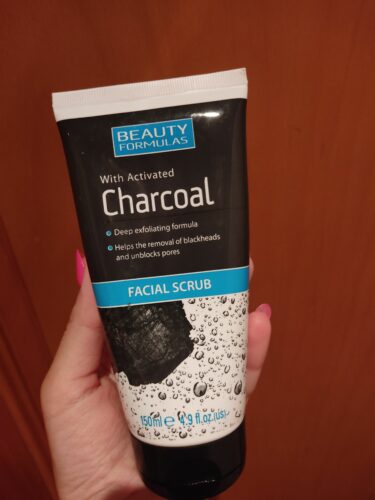 لایه بردار بدن بیوتی فرمول اورجینال BEAUTY FORMULAS 5012251012249 Blackhead Prevention Charcoal Facial Scrub / 150 Ml,,derin1005 photo review