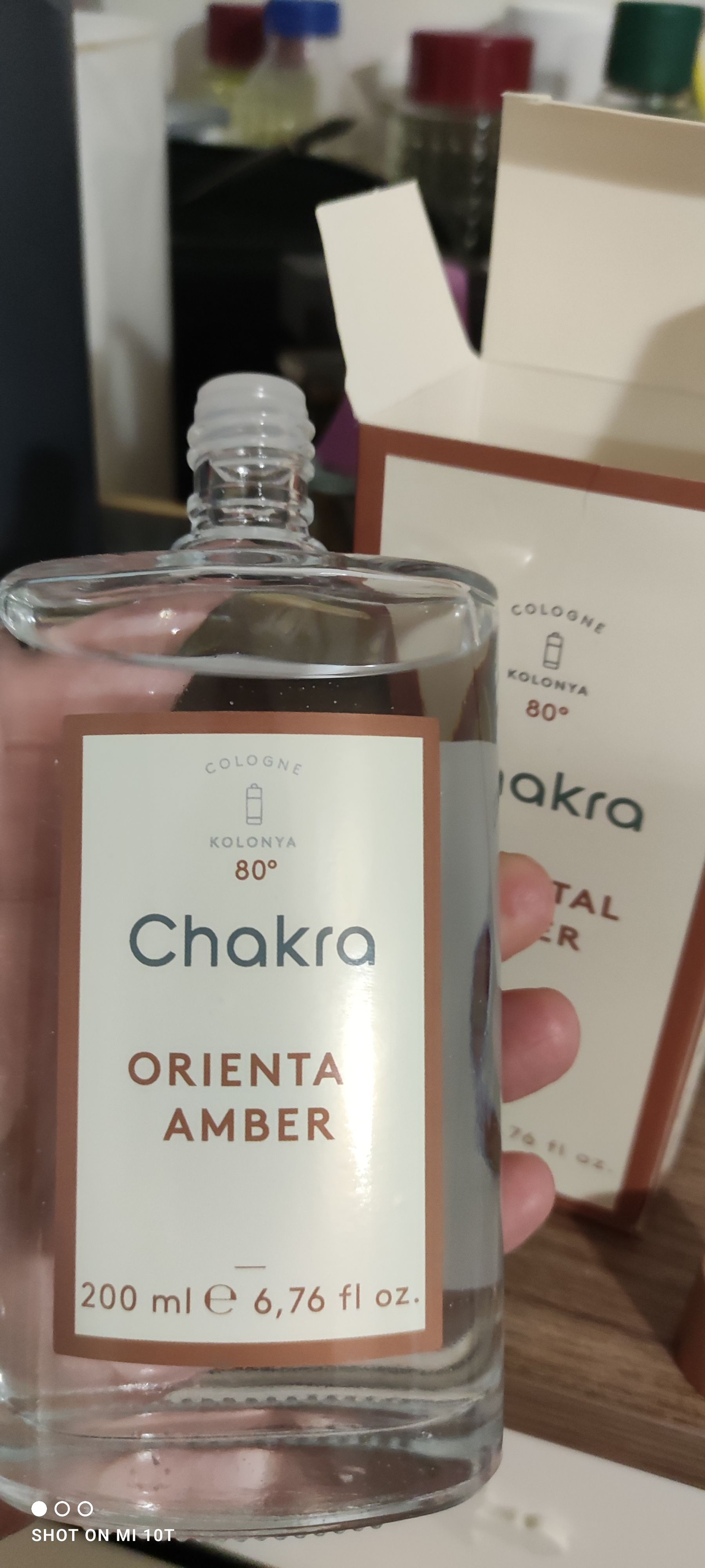 ادکلن چاکرا اورجینال Chakra CD202KOZ002-1 Cologne 200 ml Oriental Amber photo review