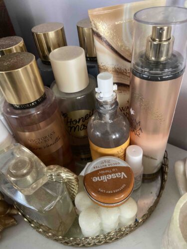 اسپری بدن خارجی اورجینال Bath & Body Works BBW26533847 Warm Vanilla Sugarbody Spray 236 ml photo review