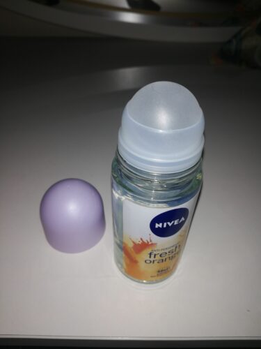 دئودورانت - رول آن نیووا اورجینال NIVEA SET.NVE.461 Women's Roll-on Deodorant Fresh Orange 50ml, 48 Hours Anti-perspirant Protection, Orange Scent, X3 Pieces photo review