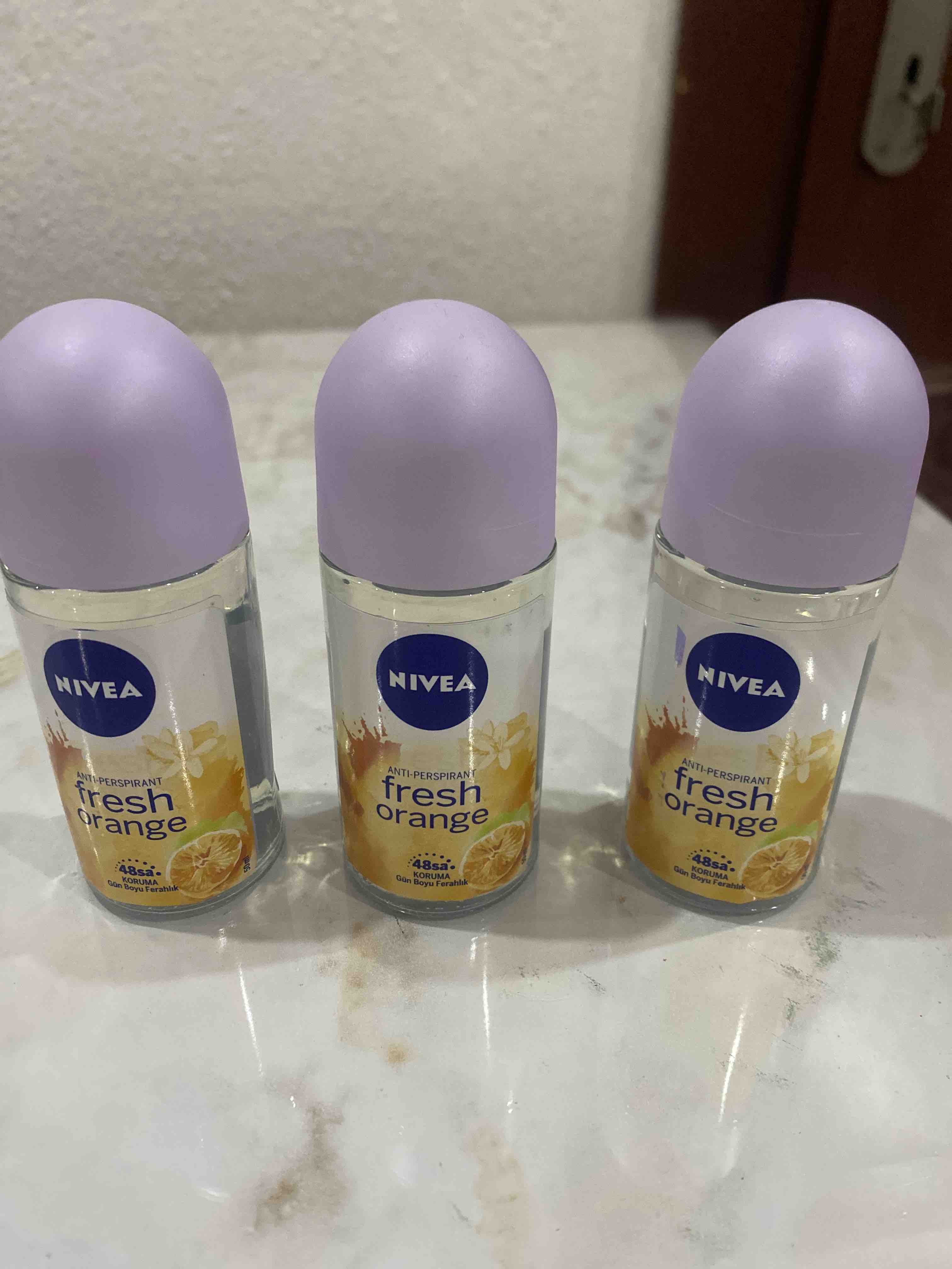 دئودورانت - رول آن نیووا اورجینال NIVEA SET.NVE.461 Women's Roll-on Deodorant Fresh Orange 50ml, 48 Hours Anti-perspirant Protection, Orange Scent, X3 Pieces photo review
