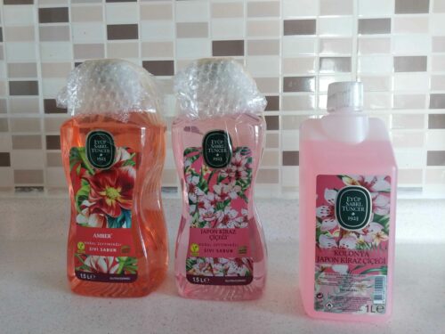 صابون مایع ایوپ صبری تونسر اورجینال Eyüp Sabri Tuncer 101806 Japanese Cherry Blossom 1.5lt Liquid Soap with Natural Olive Oil, Japanese photo review