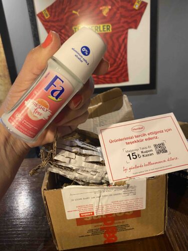 دئودورانت - رول آن فا اورجینال Fa SET.HNKL.1375 Freshly Free Grapefruit & Lychee Roll-on photo review