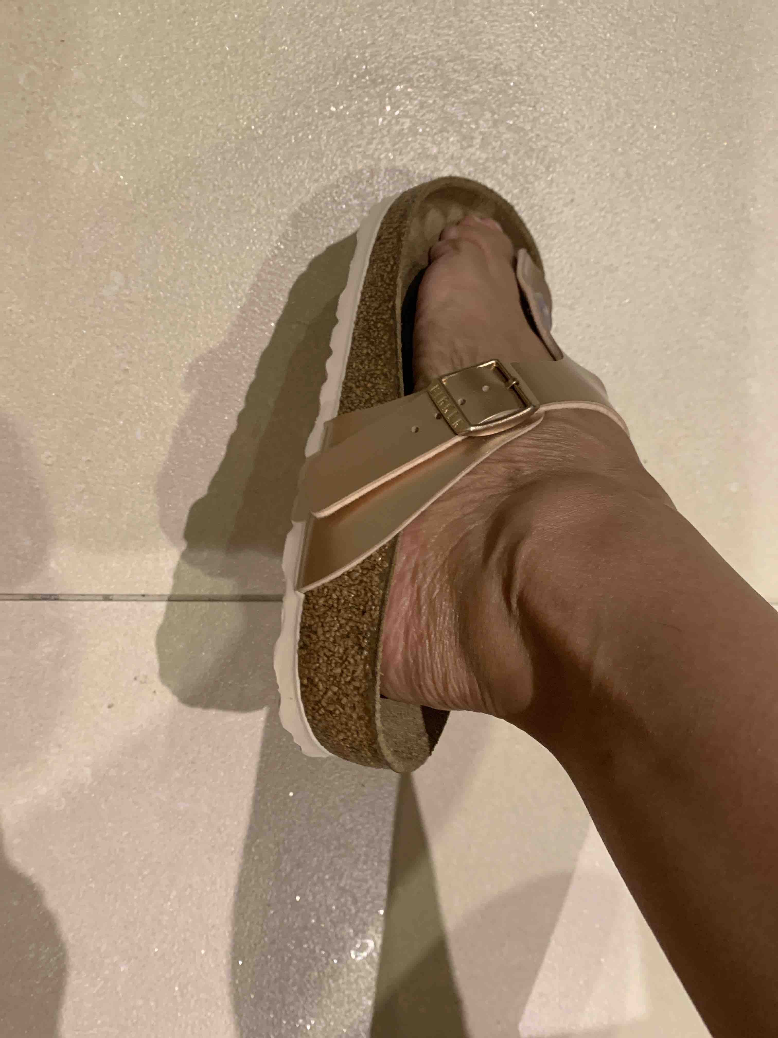 دمپایی بیرکن استاک اورجینال Birkenstock C-BST1012525G0217 Gizeh Bf Women's Slippers photo review