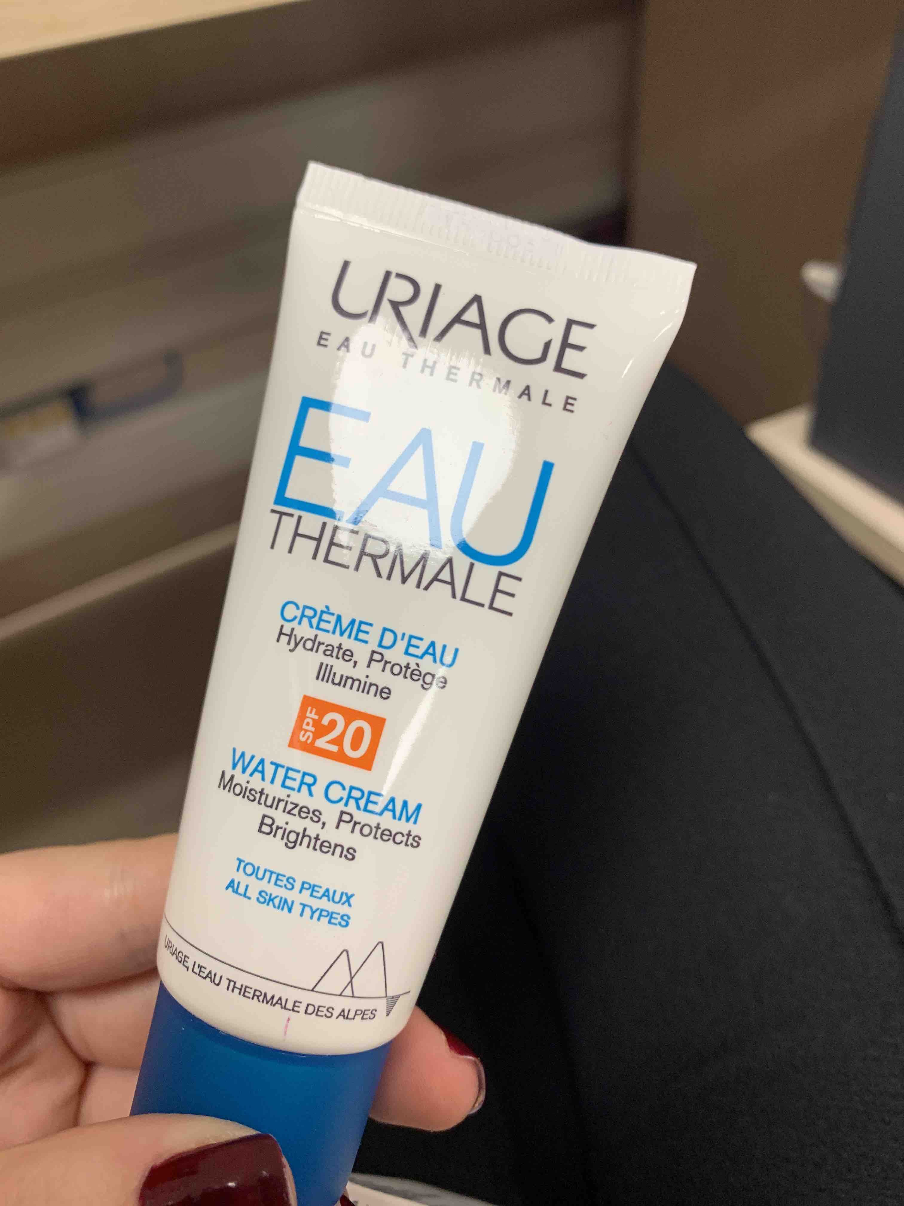 کرم صورت اوریاژ اورجینال Uriage 3661434005039 Eau Thermale Water Based Moisturizing Cream Spf20 40 ml photo review