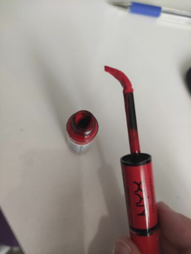 براق کننده لب پروفشنال میکاپ اورجینال NYX Professional Makeup SHNLDLPGLS Shine Loud High Shine Lip Color Rebel In Red - Lip Gloss photo review