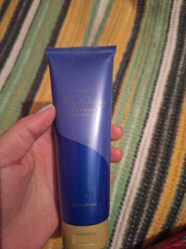 کرم دست آوون اورجینال Avon MPACK3130 Care Hand Cream Package with Glycerin and Almond Milk, Coconut Oil and Vanilla photo review