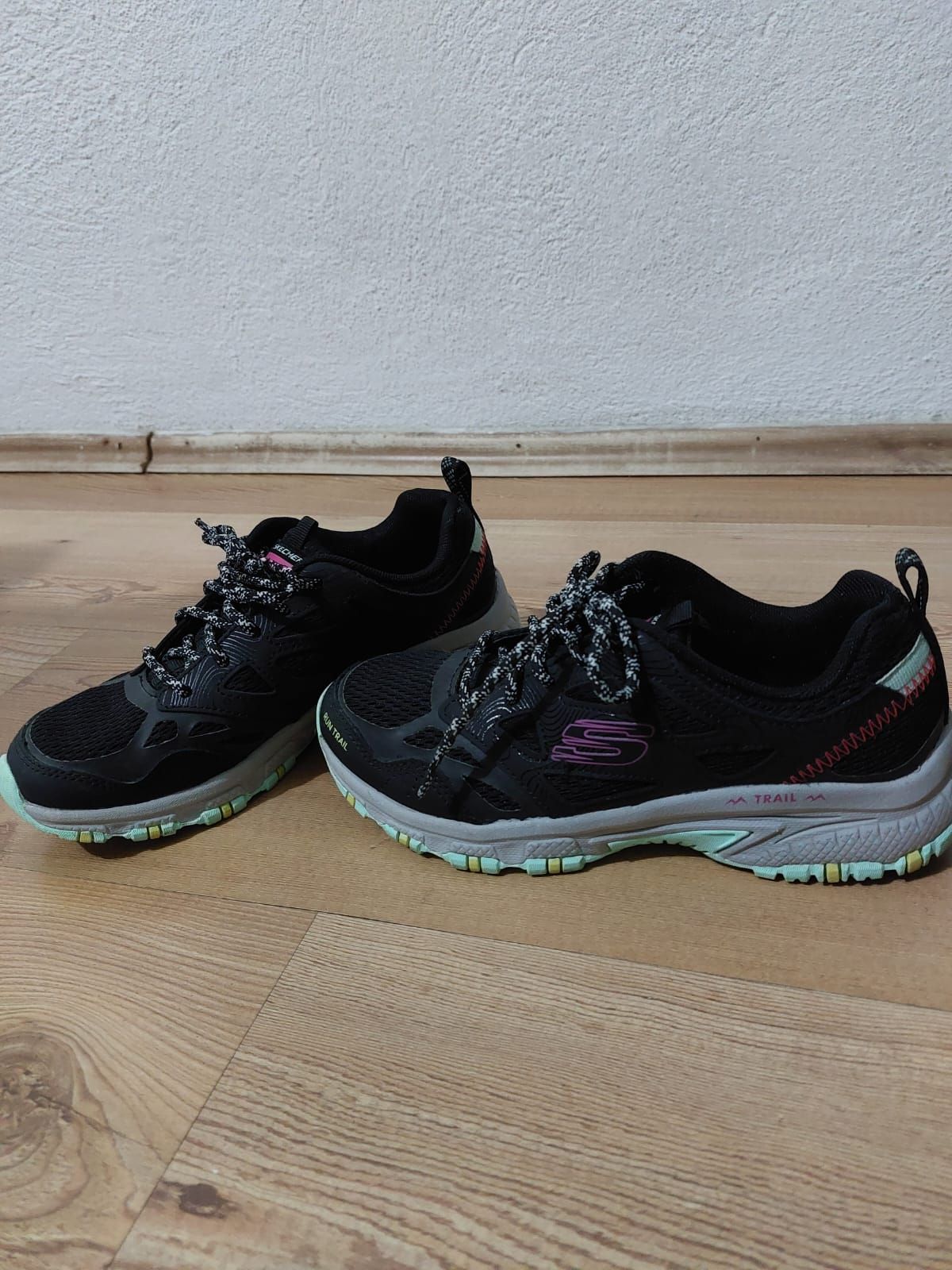 اسنیکر اسکیچرز اورجینال Skechers 149821 BKMT Hillcrest Women's Black Outdoor Shoes 149821 Bkmt photo review