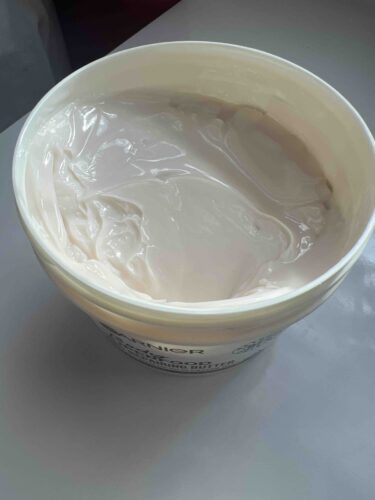 کرم بدن گارنیر اورجینال Garnier 3600542470438 Body Superfood Repair Body Cream [cocoa Ceramide] 380ml photo review