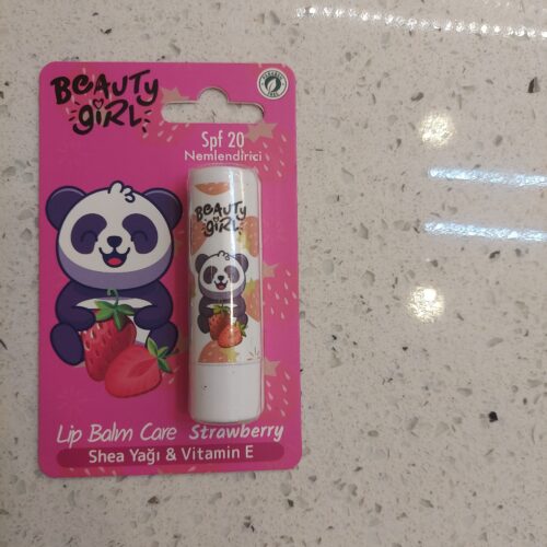 مراقبت از لب بیوتی گیرل اورجینال beauty girl TYC00219889449 Lip Balm Strawberry SPF20 5 Gr photo review