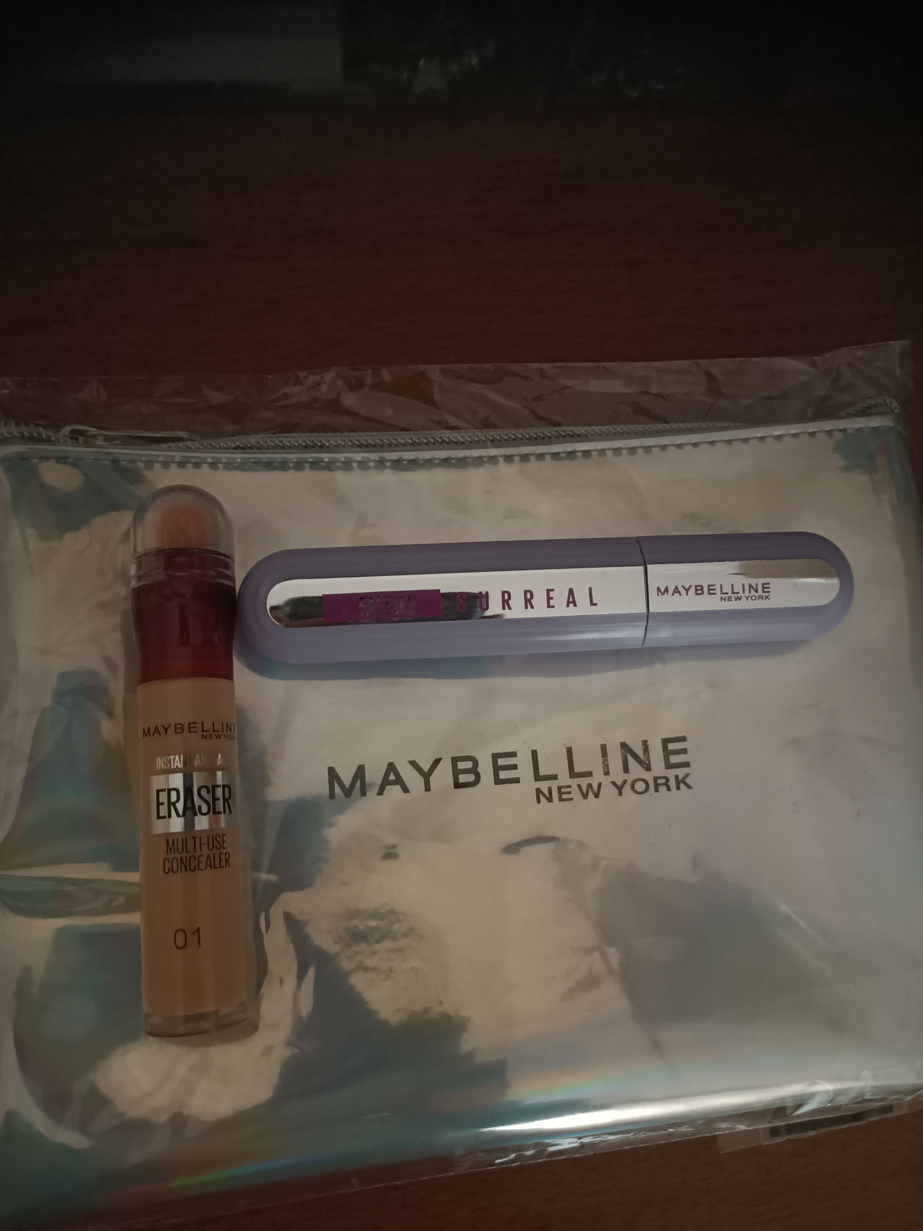 ست آرایشی میبلین نیویورک اورجینال Maybelline New York PKTFLSSRRLIAR01 Falsies Surreal Mascara & Instant Anti Age Eraser Concealer - 01 Light photo review