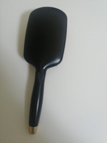 برس و شانه مو آوون اورجینال Avon 5475644 Big Hair Brush photo review