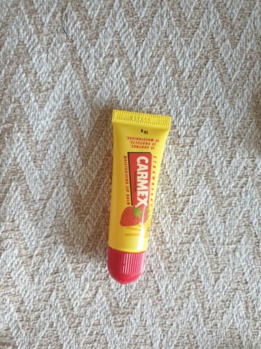 مراقبت از لب کارمکس اورجینال Carmex 83078001902 Strawberry Lip Balm 10g photo review