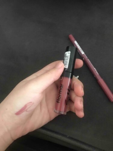مداد لب لاولی اورجینال Lovely 5901801606086 Perfect Line 1 Lip Pencil photo review