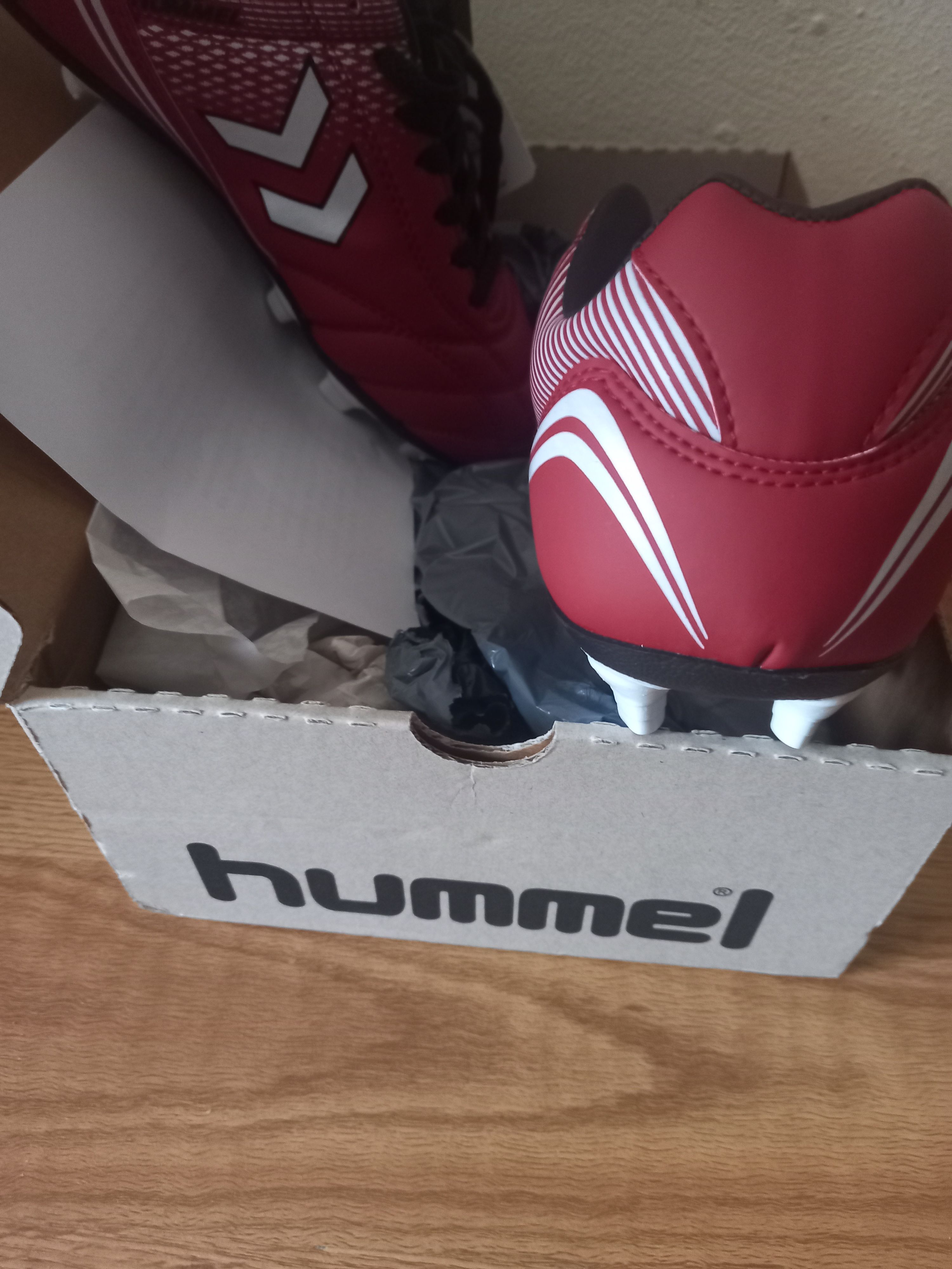 کتانی زمین چمن هومل اورجینال hummel 900265-3066 Faver Football Boots photo review