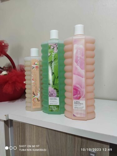 فوم حمام آوون اورجینال Avon MPACK4063 Senses Mint Cucumber Rose Amber And Musk Bamboo Handle Bubble Bath Pack photo review