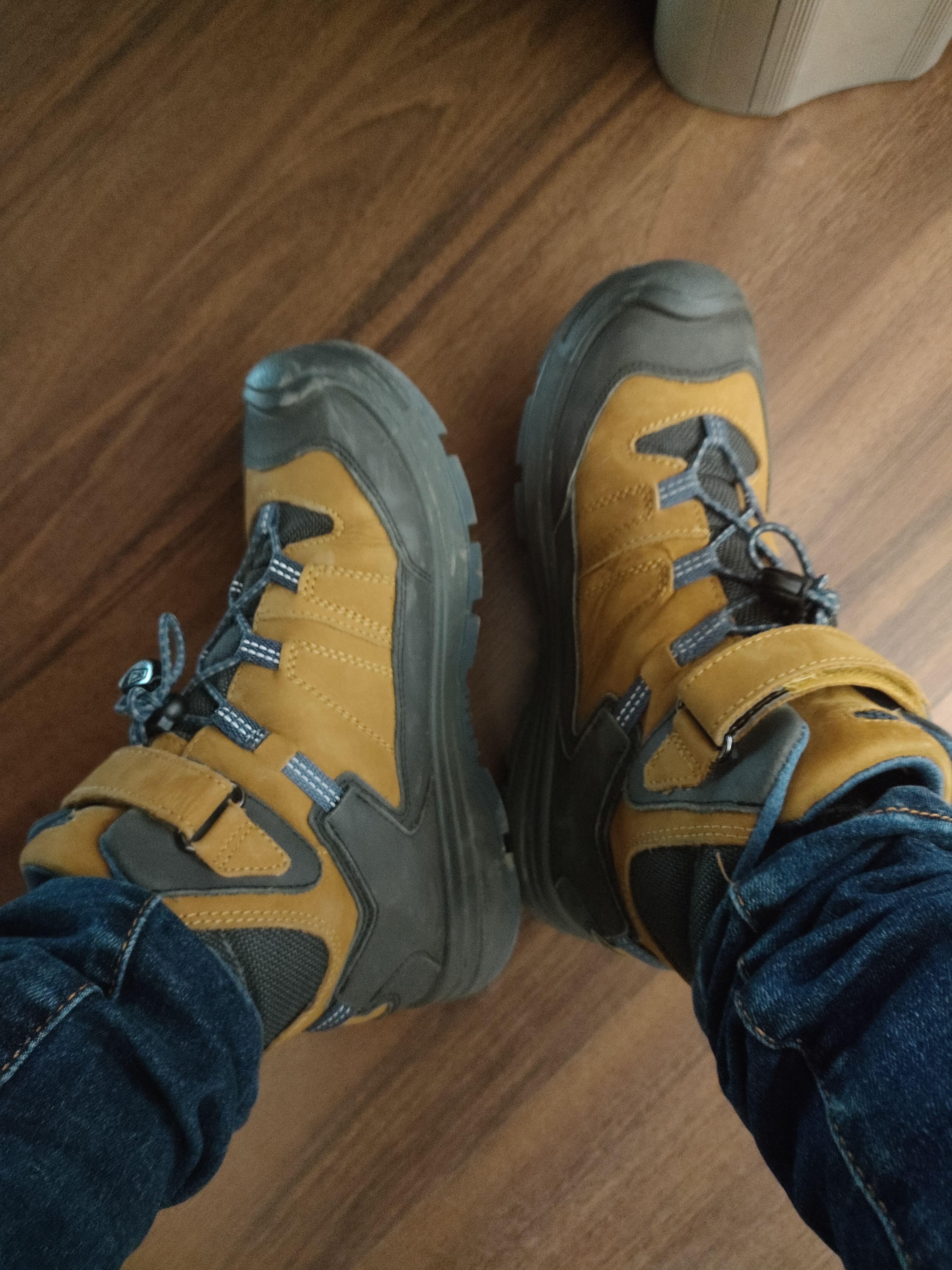کفش بیرونی کیین اورجینال Keen 1023886 Redwood Mid Wp - Leather Waterproof Snow Boots - Mustard photo review